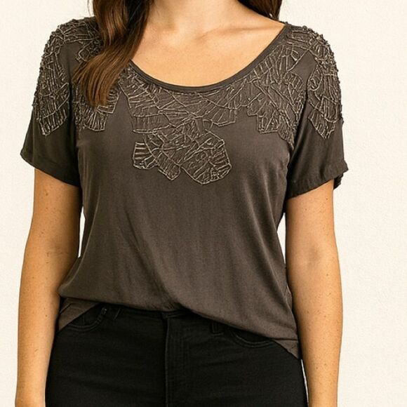 Forever 21 Gray Metallic Beaded Top Short Sleeve Embellished Blouse Medium - Picture 1 of 7
